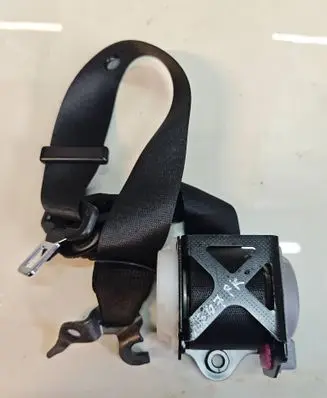 Front seatbelt