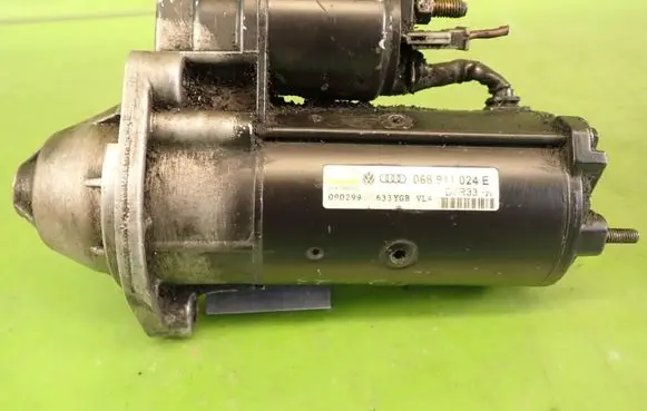 Audi A6 S6 C5 4B Starter motor