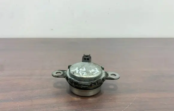 Subaru Forester SK Camshaft vanos timing valve 21065212505