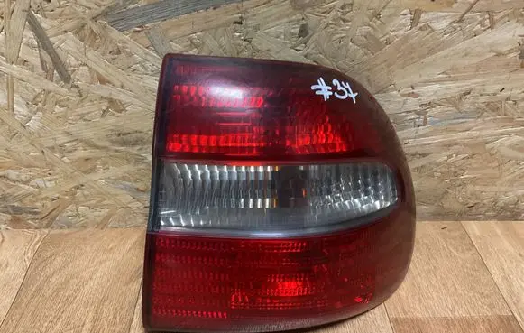 Volvo S40, V40 Rear/tail lights 30887334