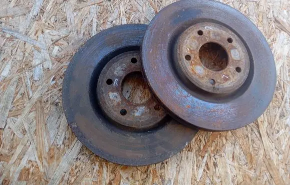 Fiat Freemont Front brake disc
