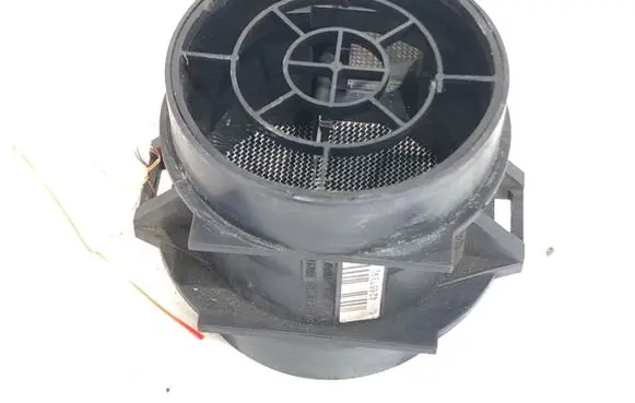 BMW 5 E39 Mass air flow meter 1432356