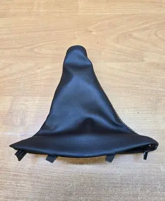 Volvo V40 Handbrake trim 