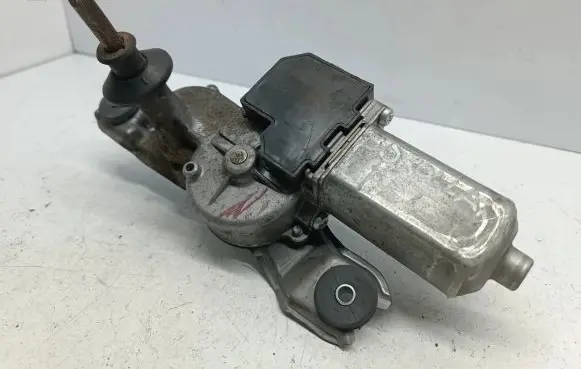 Toyota Corolla E120 E130 Rear window wiper motor 8513002020 1592006214