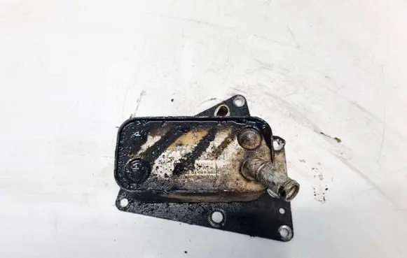 Engine oil radiator