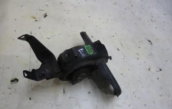 Toyota Prius (XW30) Engine mount vacuum valve KRIS235789