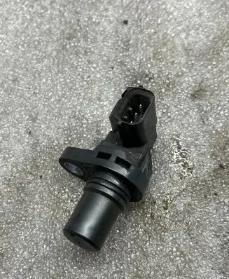 Subaru Impreza II Camshaft position sensor J5T24091