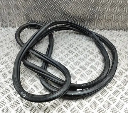 Rubber seal rear door