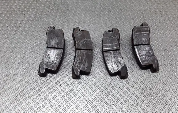 Toyota Corolla E110 Brake pads (rear) 
