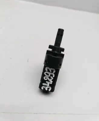 Clutch pedal sensor