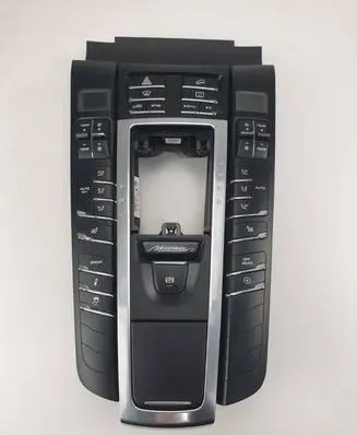Porsche Macan (95B) Center console