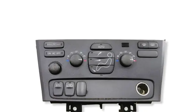 Volvo V70 Climate control unit 7923