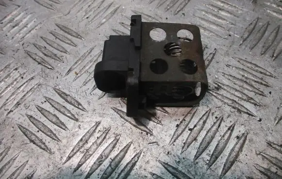 Renault Scenic II - Grand scenic II Coolant fan relay 7700432632