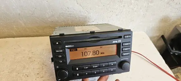 Radio/CD/DVD/GPS head unit