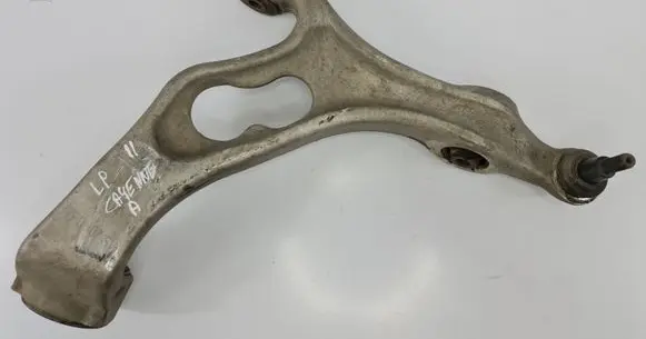 Porsche Cayenne (92A) Front lower control arm/wishbone 7P0407151B