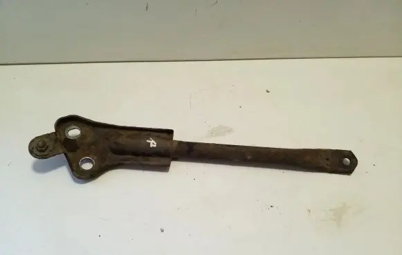 Other rear suspension part