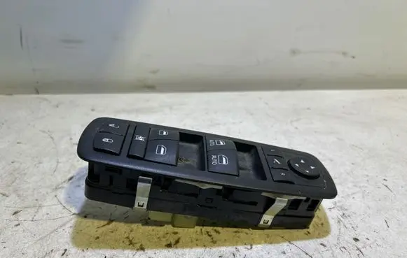 Jeep Grand Cherokee Electric window control switch 68184803AA 86390B 10099224