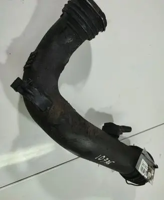 Intercooler hose/pipe
