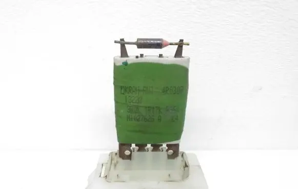 Toyota Aygo AB10 Heater blower motor/fan resistor N102762G