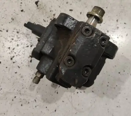 Citroen C5 Fuel injection high pressure pump 0445010021