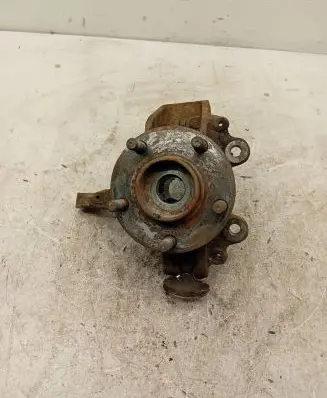 Ford C-MAX I Front wheel hub spindle knuckle