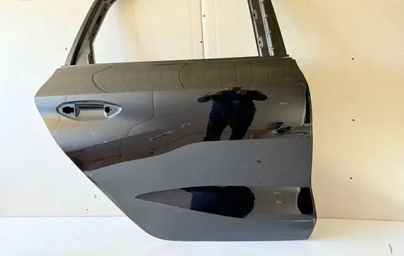 Audi A3 8Y Rear door