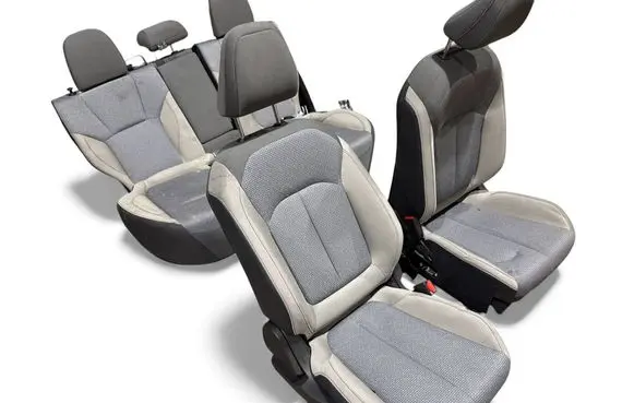 Seat set