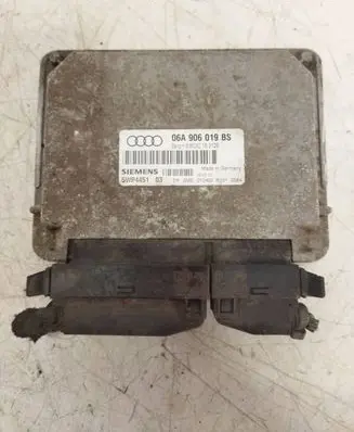 Audi A3 S3 8L Engine control unit/module 06A906019BS