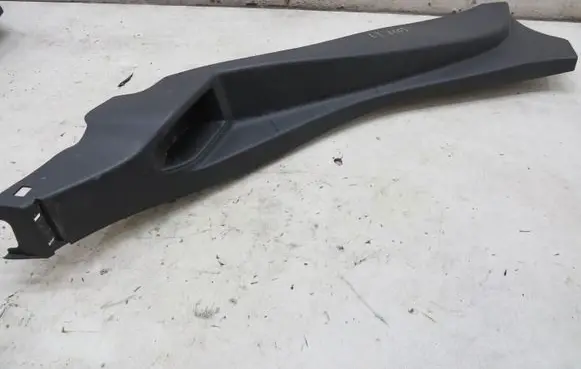Ford Ecosport (C) pillar trim GMAUTO4574097