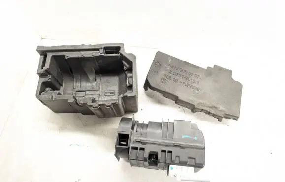 Mercedes-Benz S W222 Vacuum pump A2229004609 A2228000197