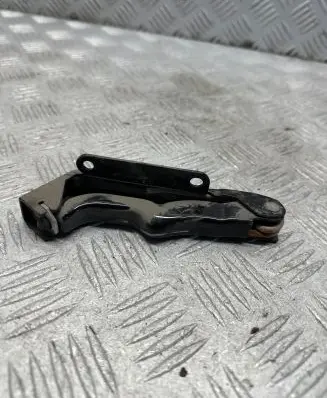 Volkswagen Transporter - Caravelle T6 Rear door check strap stopper 7H0843419C