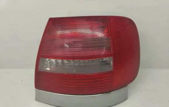 Audi A4 S4 B5 8D Rear/tail lights 8D0945096F 0344300