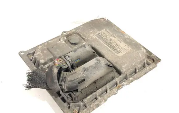 Smart Roadster Engine control unit/module ECU 0261205004