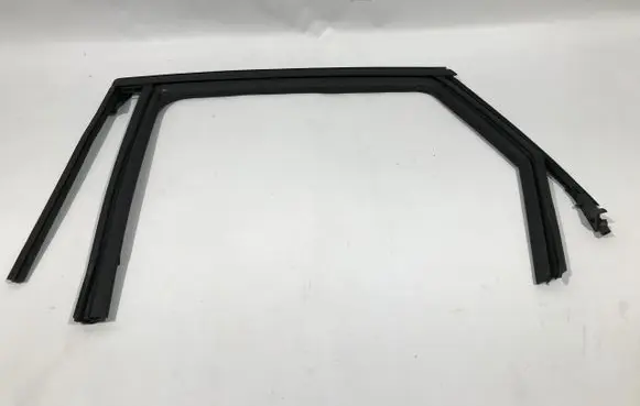 Opel Grandland X Rear door window/glass frame 9814856880