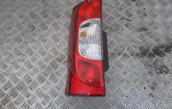 Peugeot Bipper Rear/tail lights 01353206080e