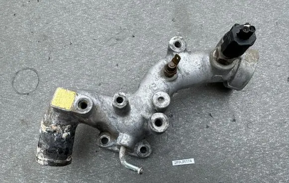 Mitsubishi Pajero Engine coolant pipe/hose MD321468