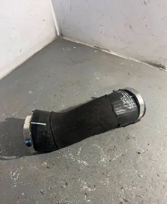 Porsche Macan (95B) Intercooler hose/pipe 95B145993G