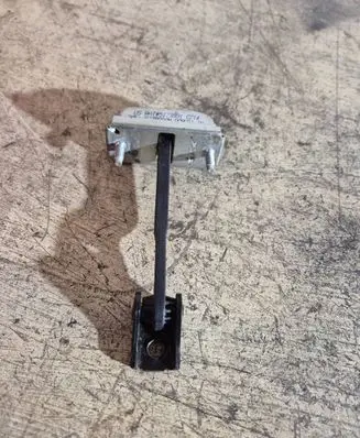 Ford Focus Rear door check strap stopper 5173991 51R23500AH