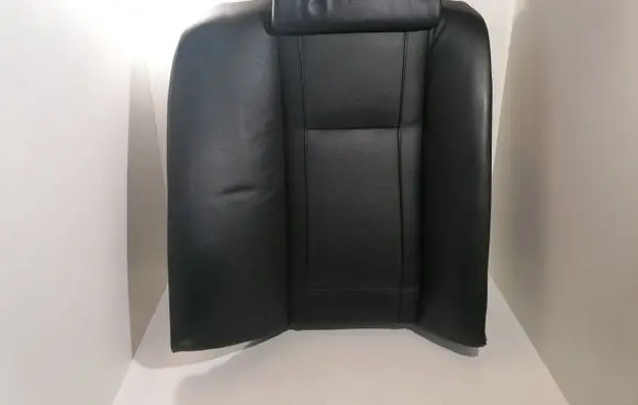Rear seat