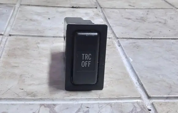 Traction control (ASR) switch