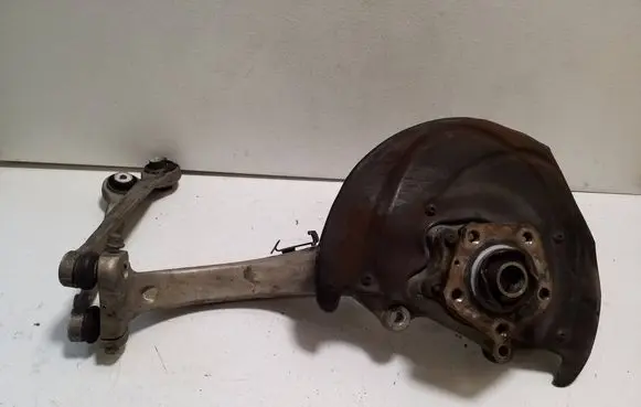 Audi Q7 4M Front wheel hub 4M0407242J 4M0407560