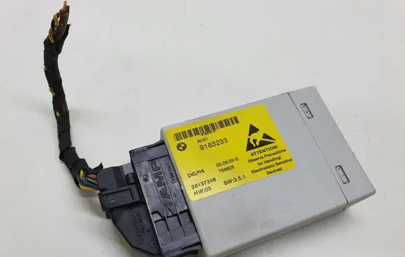 BMW 5 E60 E61 Center console control module 9183233 28137346