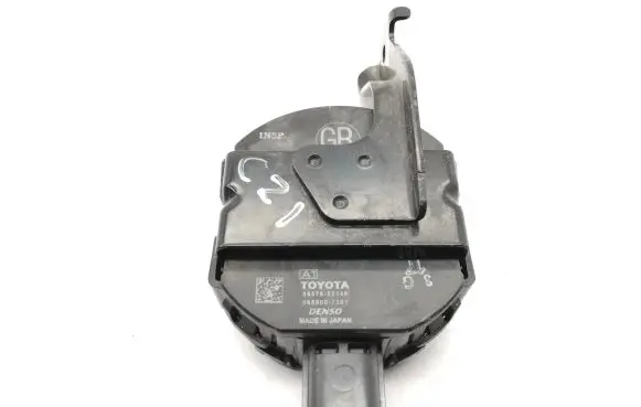 Toyota Yaris XP210 Horn signal 8657052140