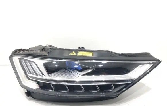 Audi A8 S8 D5 Headlight/headlamp 4N0941086