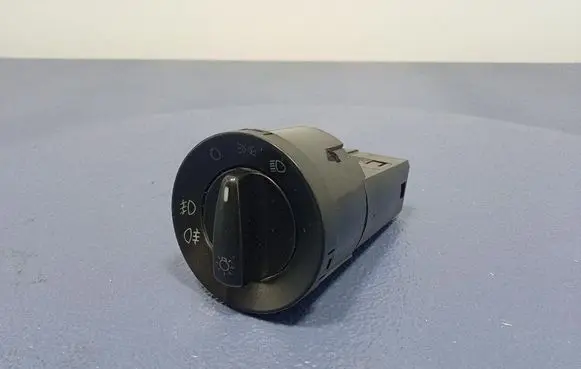 Skoda Octavia Mk2 (1Z) Light switch 1U0941531D