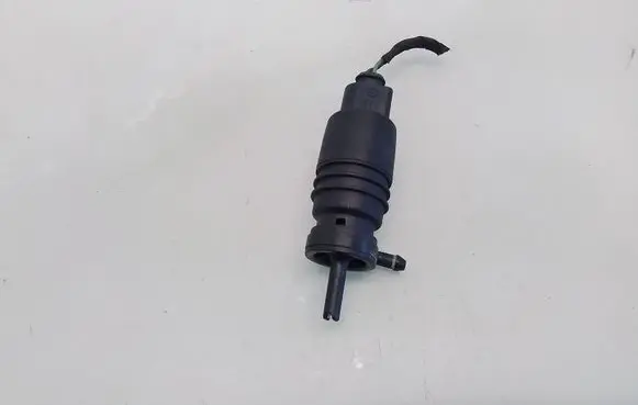Mercedes-Benz ML W163 Windscreen/windshield washer pump A0335450228