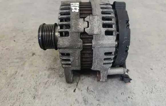 Volkswagen PASSAT B6 Generator/alternator