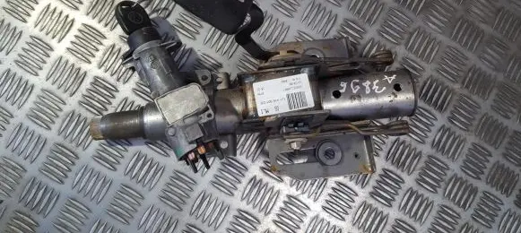 Volkswagen Golf IV Steering wheel axle 1J1419501CS 4B0905851C