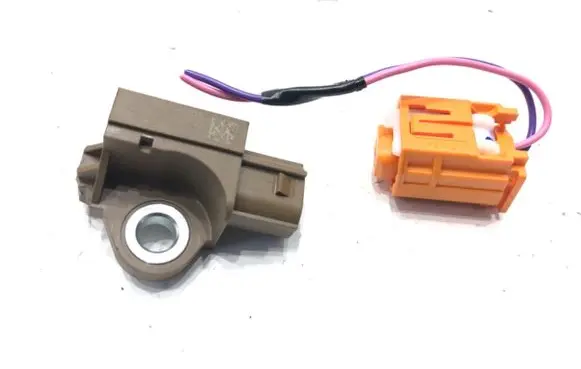 Mazda CX-5 Airbag deployment crash/impact sensor G46C-57KC0A