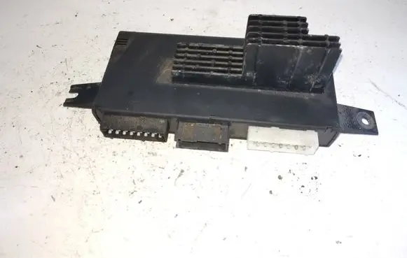 BMW 7 E38 Light module LCM 8352225